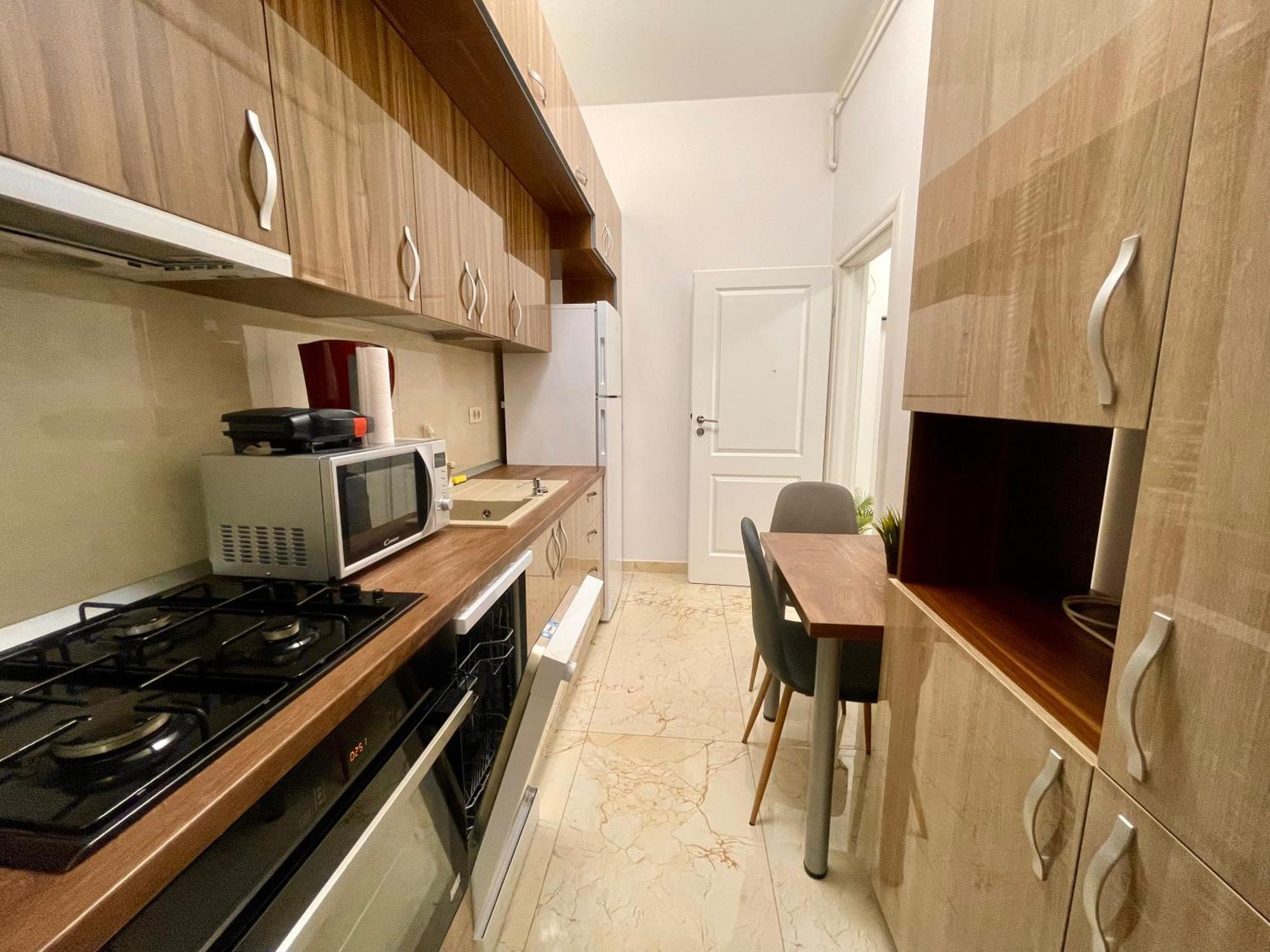 Adress Cd22 Apartamento *